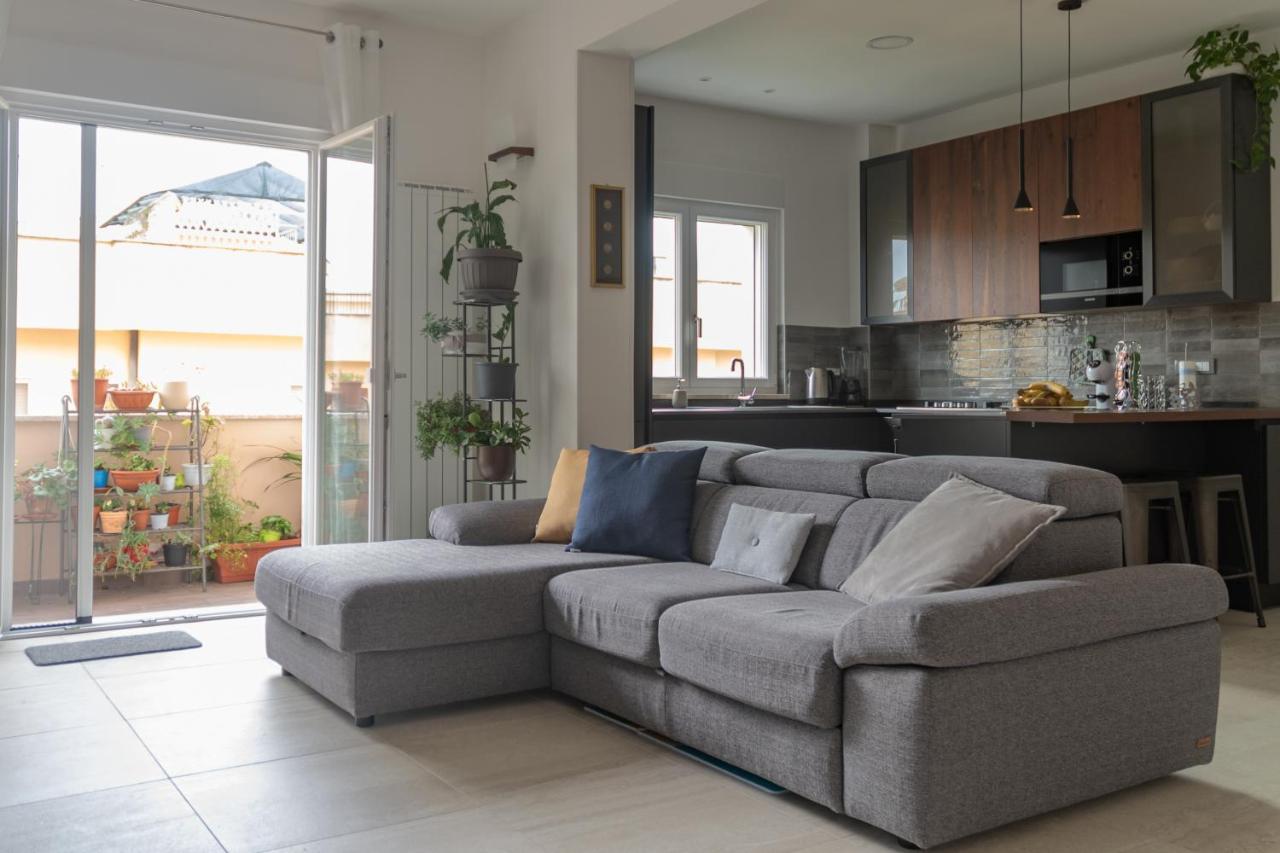 Appartamento Tutto Ristrutturato Terracina Exterior foto
